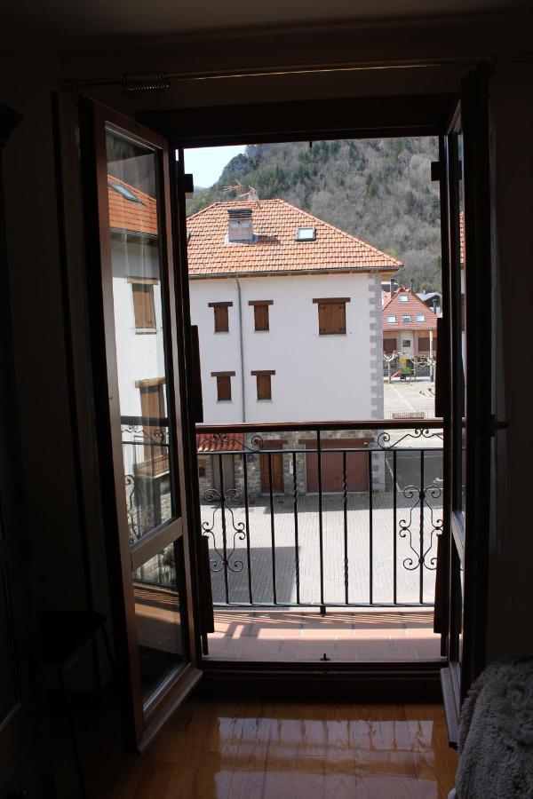 Casa Rural Anie Isaba Esterno foto